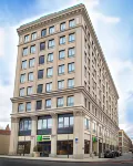 Holiday Inn Express Springfield Downtown Hotel dekat 122 Chestnut LLC