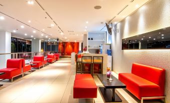 Redstar Hotel