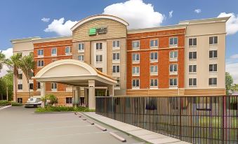 Holiday Inn Express & Suites LARGO-CLEARWATER by IHG