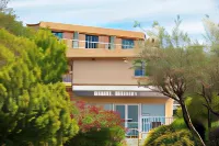 Hôtel Le Mozart Hotels near Association Amicale et Sportive du Val St André