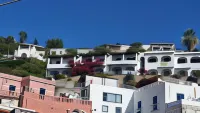 Oltremare Residence Hotel فنادق في Panarea