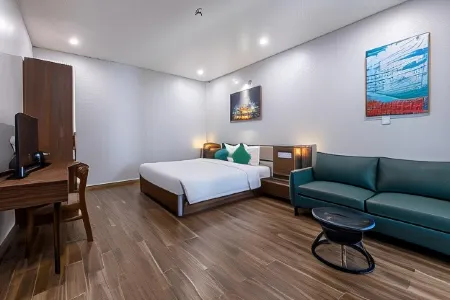 Truong Tien Hotel