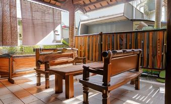 Mahkota Plengkung Hotel by ecommerceloka