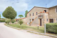 Casa Vacanze Vecchio Granaio Hotel in zona Comma Srl