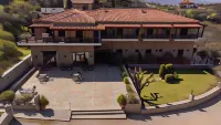 Dellas Boutique Hotel Hotel di Diava