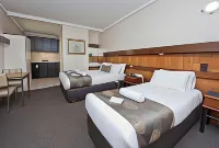 Hi Way Eight Motor Inn