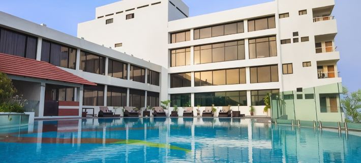 The Sunway Manor Hotels in Puducherry