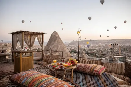 Divan Cave House Отели рядом с достопримечательностью «Balloon view»