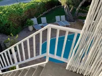 Anchor's Rest - Beach