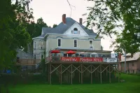 Riverview Mansion Hotel Hotels in Pope County