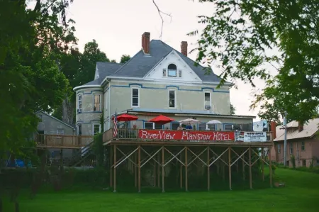 Riverview Mansion Hotel