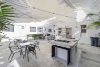 Tropics Hotel Miami Beach