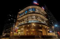 هوتل سكاي إن فنادق في Talegaon Dabhade
