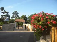 Logis Hôtel Restaurant Le Val d'Amby Hôtels à : Villebois