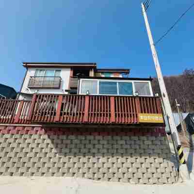 로뎀프리 펜션 Hotel Exterior
