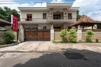 RedDoorz Syariah near Exit Toll Banyumanik Hotel di Banyumanik