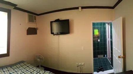 Ramnant Guest House Отели рядом со станцией Taehwagang Station