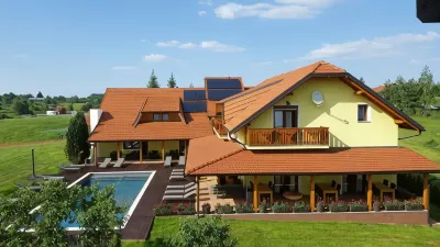 House Tina Hoteles en Oštarski Stanovi