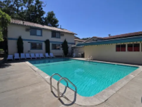 Marinwood Inn & Suites Hotels in Novato