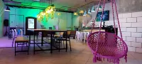 Marinn Tropical Vibes Hotel - bar