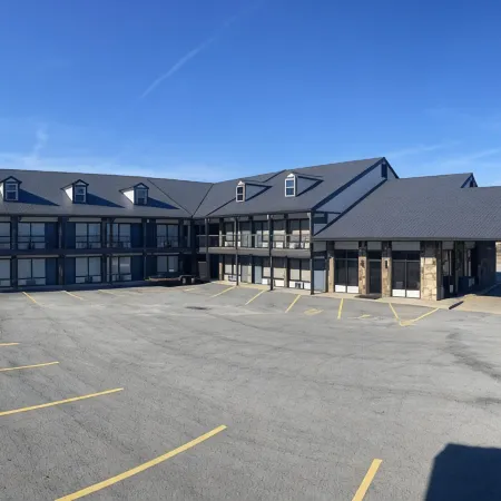Days Inn by Wyndham Branson Ozarks