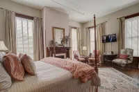 Forsyth Park Inn