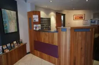 City Waters Motel Hotels in South Perth
