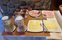 Hotel Aca El Calafate - breakfast