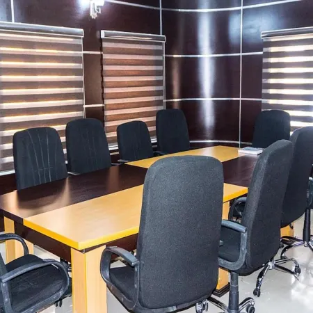 Annes Luxury Suites Ltd Отели рядом с достопримечательностью «Институт Гёте»