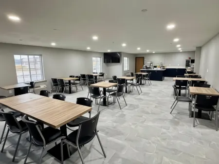 Baymont by Wyndham Dickinson