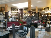 Hôtel Mercure Vannes le Port バンヌのホテル