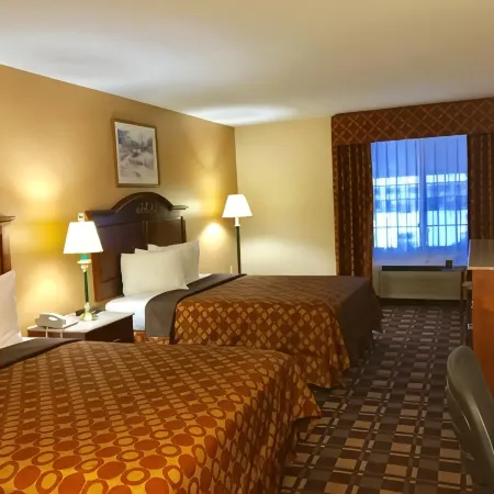 Cabot Inn & Suites