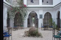 Dar Omnia