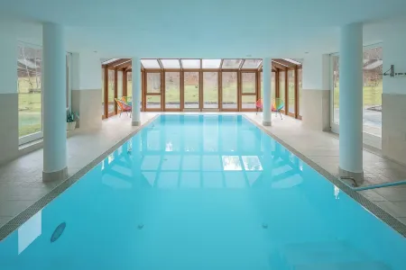 Hotel Im Krummbachtal Отели в г. Бад-Нойштадт-ан-дер-Зале