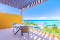 Ocean View / 1 bedroom condo with Infinity pool