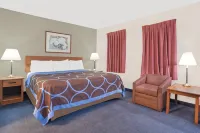 Super 8 by Wyndham Middletown Hotels in Middletown