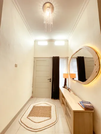 Villa Kamar Tamu Balirejo