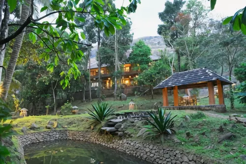 Beyond Eco Living Các khách sạn ở Kuttampuzha