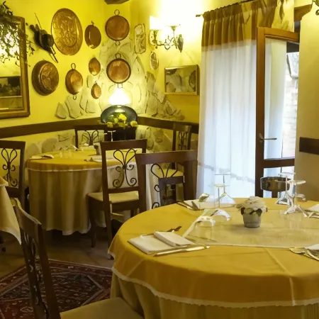 Torre Sangiovanni Albergo e Ristorante da Rosary