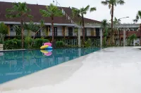 Ataya Hotel - Pools