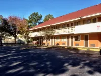 Americas Best Value Inn and Suites Little Rock