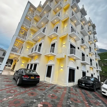 Royal Elite Hotel Kalam