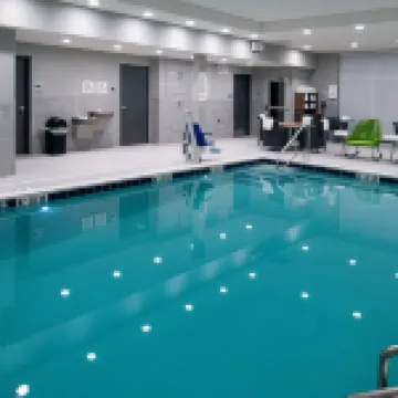 Hampton Inn & Suites Adrian