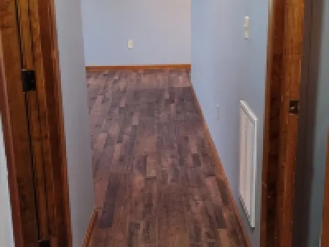 Shady Shelter - Quiet Comfort, Family Friendly - close to everything! 奧爾尼酒店