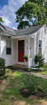 Charming cottage with short drive to the beach or the city! Hotels in North Kingstown