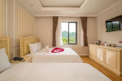 Maya Hotel 2 Hotels near Con Dao Airport