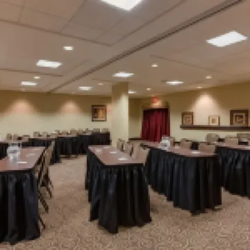 햄프턴 인 베닝턴