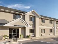 Baymont by Wyndham Hearne Hotels in Robertson County