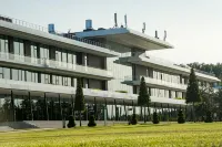 Kampus Sberuniversiteta Hotel Hotels near High Voltage Research Center