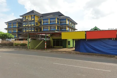 RedDoorz Near Taman Merdeka Metro Lampung Hotel a Mojo Pahit